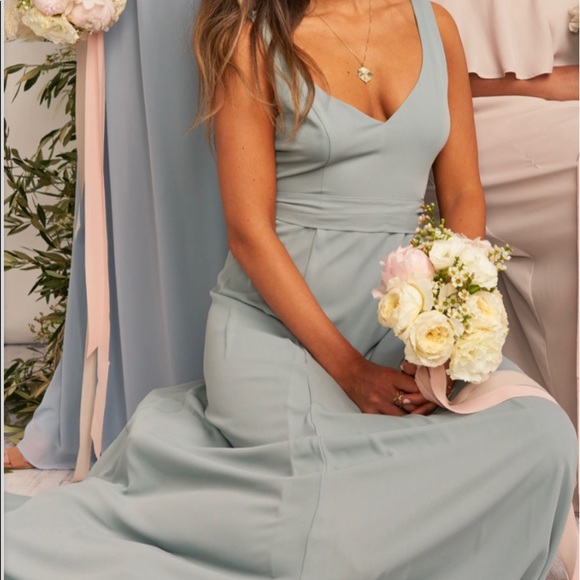 Show Me Your Mumu Jenn Maxi Dress Silver Sage Crisp - Picture 2 of 7